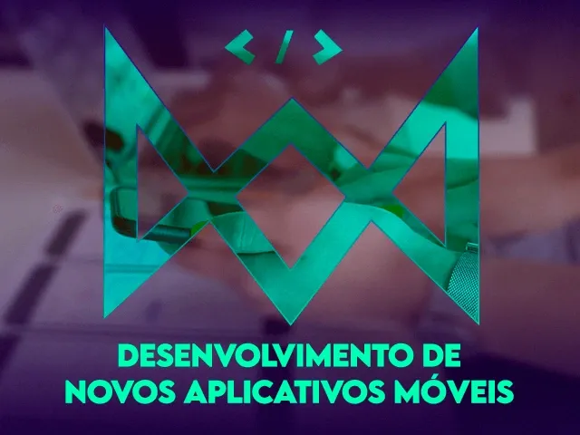 Empresário avaliando a necessidade de investir em desenvolvimento de aplicativos